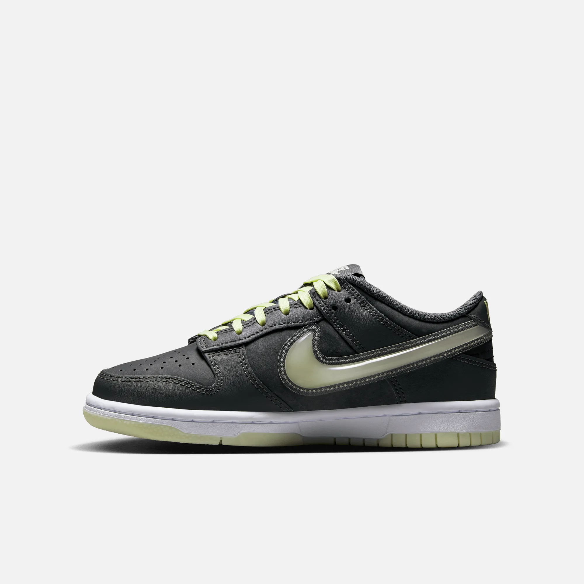 Nike Big Kids' Dunk Low Halloween Glow In The Dark (GS)