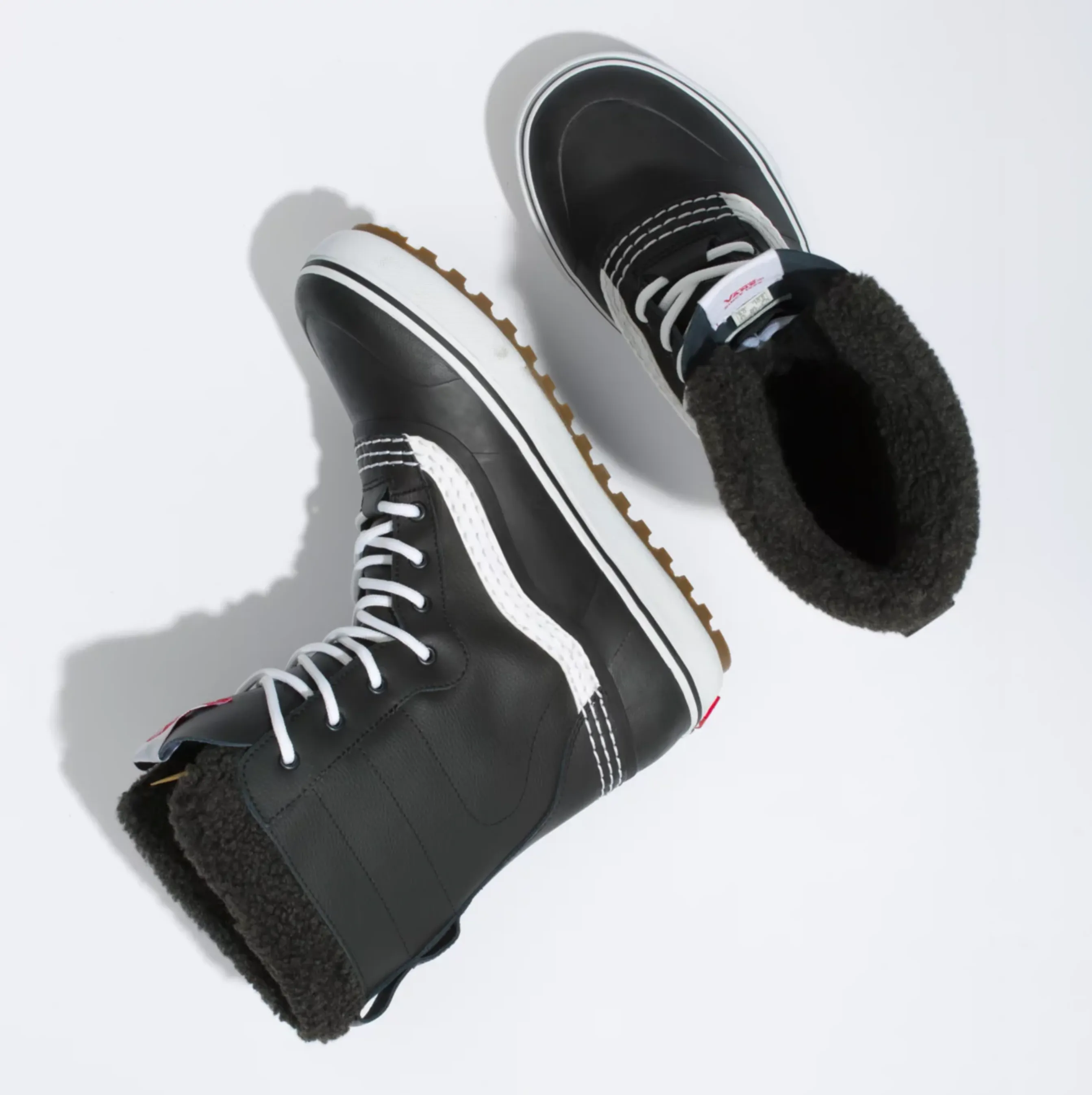 Vans MTE Standard Waterproof Snow Boot - Black / White